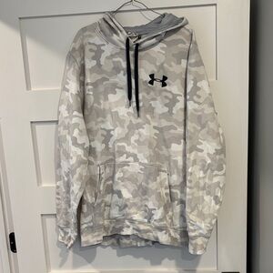 Under Armour Men's Hoodie - Cream Camo